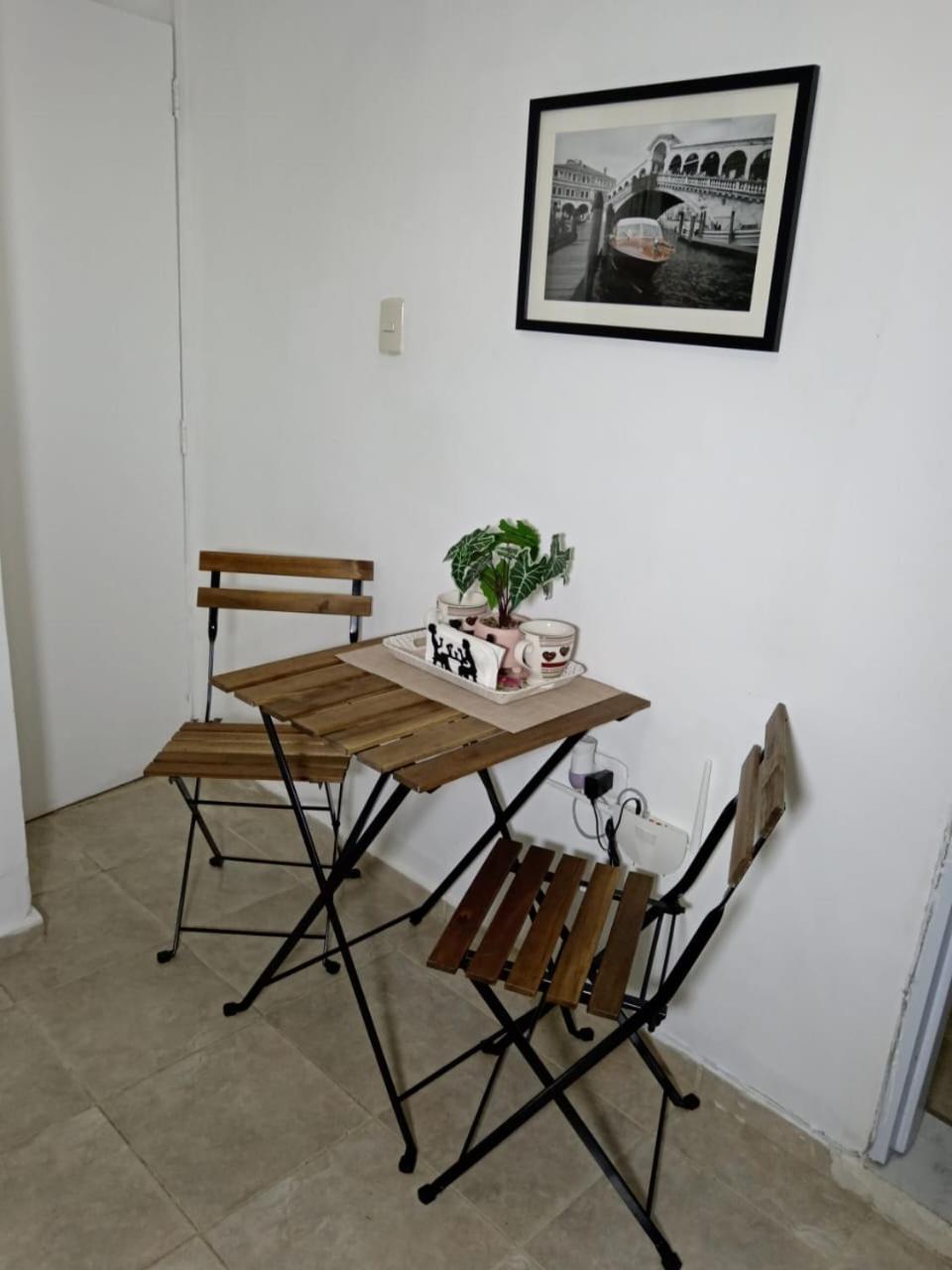 סנטיאגו דה לוס קבאלרוס Apartamentos De 1 2 Y 3 Habitaciones מראה חיצוני תמונה