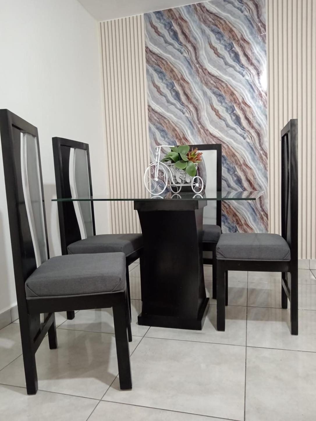 סנטיאגו דה לוס קבאלרוס Apartamentos De 1 2 Y 3 Habitaciones מראה חיצוני תמונה