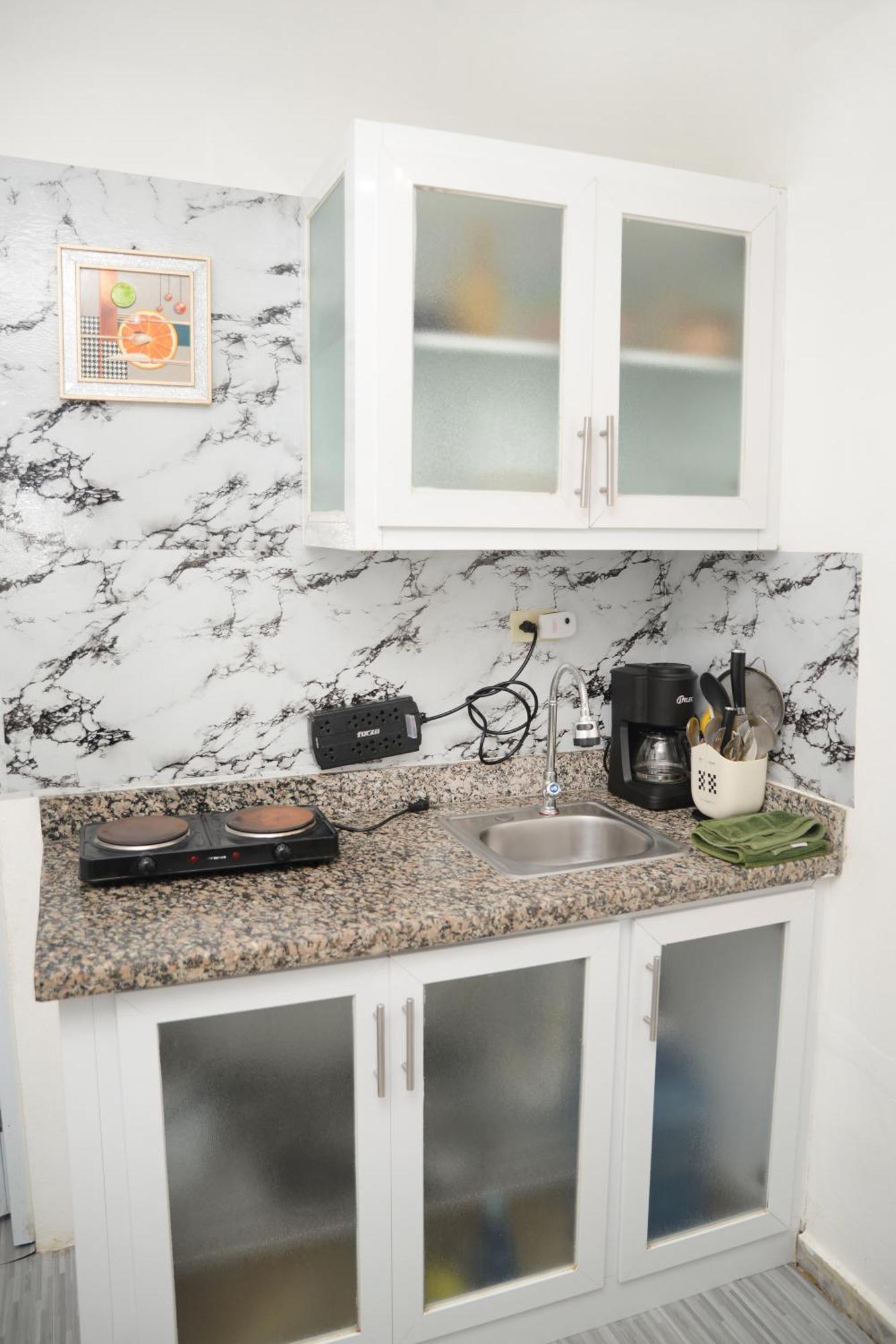 סנטיאגו דה לוס קבאלרוס Apartamentos De 1 2 Y 3 Habitaciones מראה חיצוני תמונה