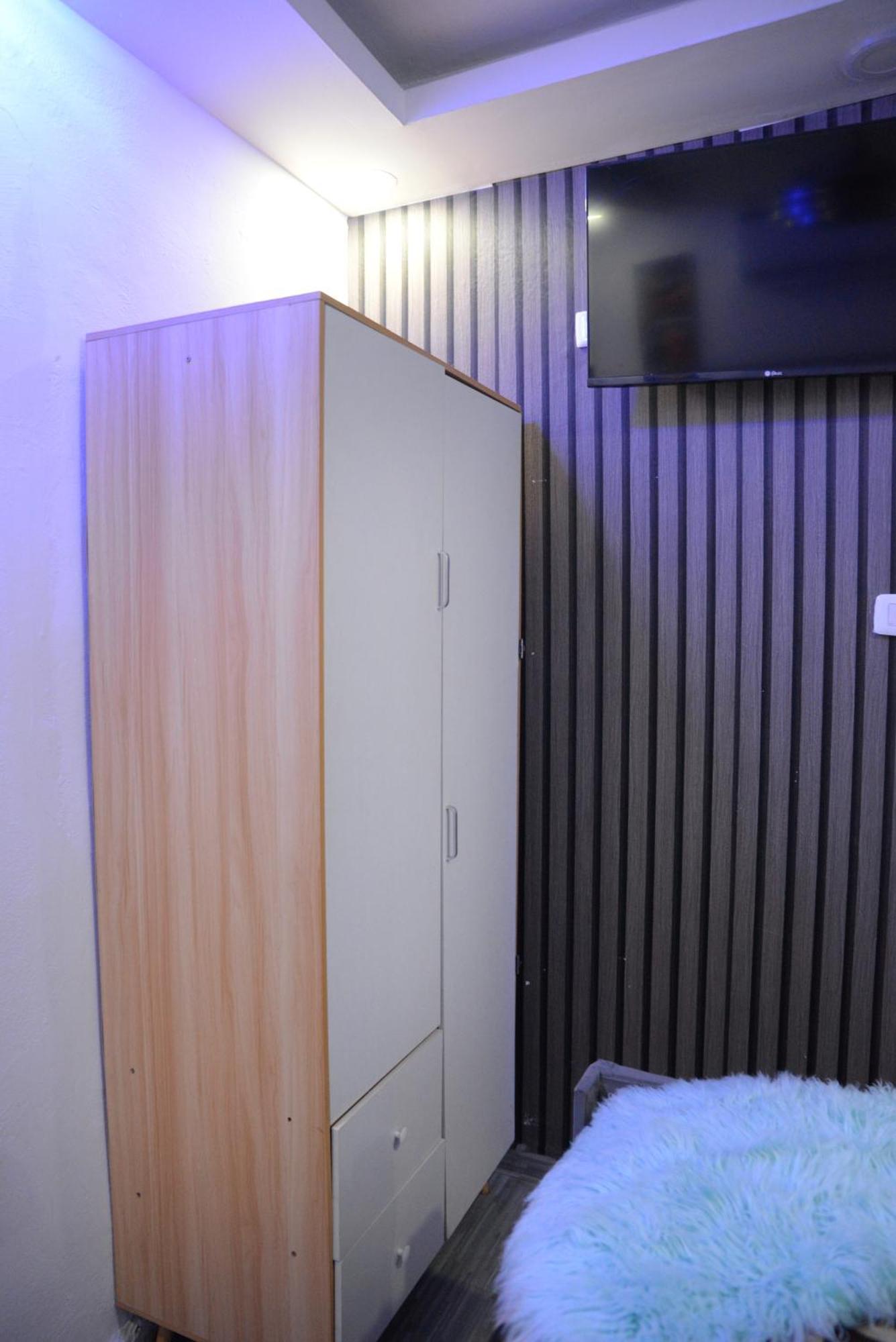 סנטיאגו דה לוס קבאלרוס Apartamentos De 1 2 Y 3 Habitaciones מראה חיצוני תמונה